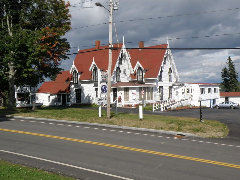 Redcliff Inn Photo by woxyroxme Photobucket